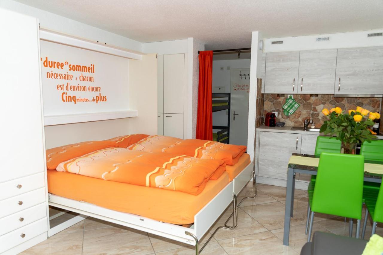 Un moment de détente inoubliable Saillon-les-Bain Extérieur photo