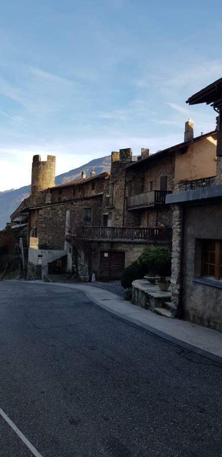 Un moment de détente inoubliable Saillon-les-Bain Extérieur photo